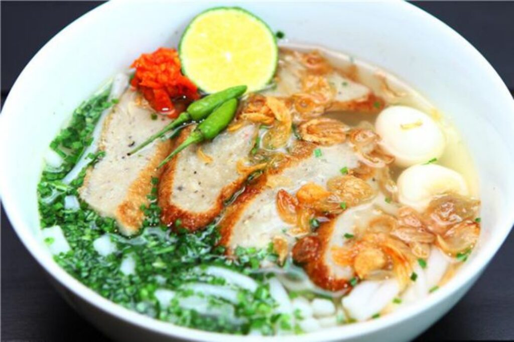 Bí quyết nấu bánh canh chả cá đậm đà, ngon như ngoài hàng