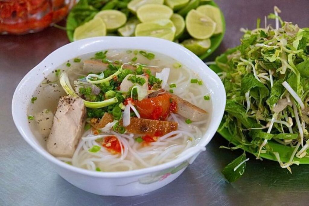 Bún Cá Nha Trang: Vị Biển Nồng Nàn Từ Món Ăn Ngon Nổi Tiếng